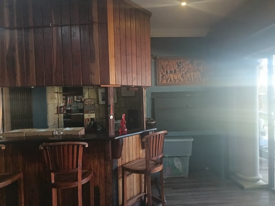 4 Bedroom Property for Sale in Roylglen Gardens Northern Cape